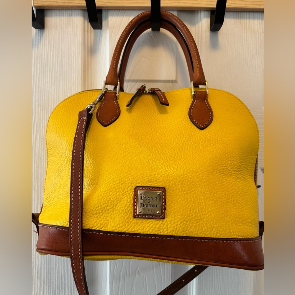 Dooney & Bourke Pebble Grain Zip Zip Satchel in Dandelion & Tan w Crossbody EUC